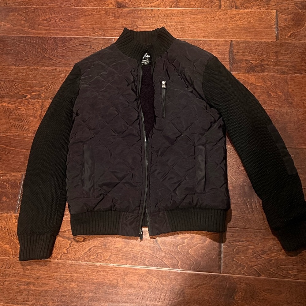 XRAY Jeans - Black Puffer Jacket with Quilted Design and Zipper Closure
